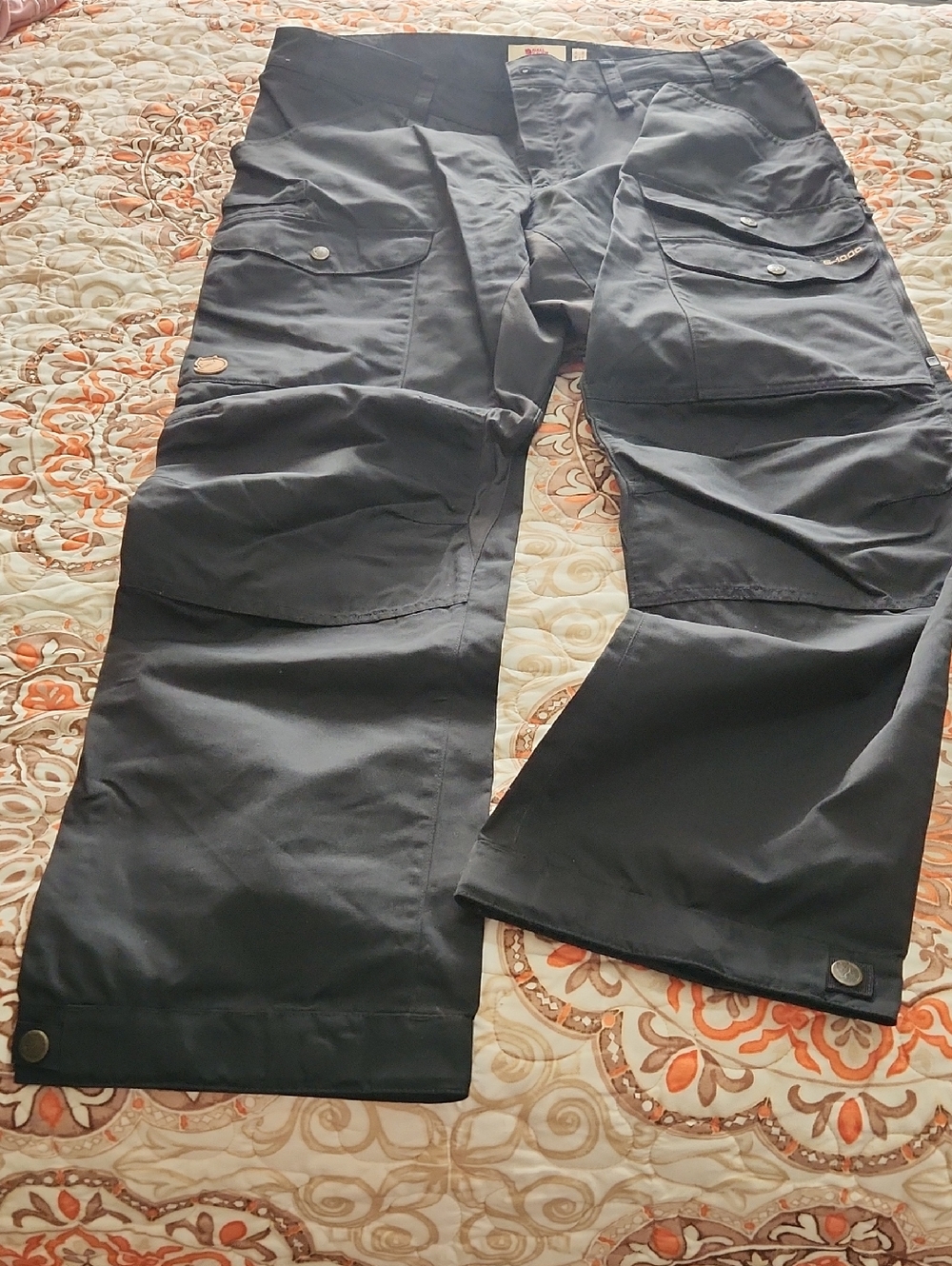 Fjallraven Womens Black Cargo Trousers with Utility Pockets 14x32